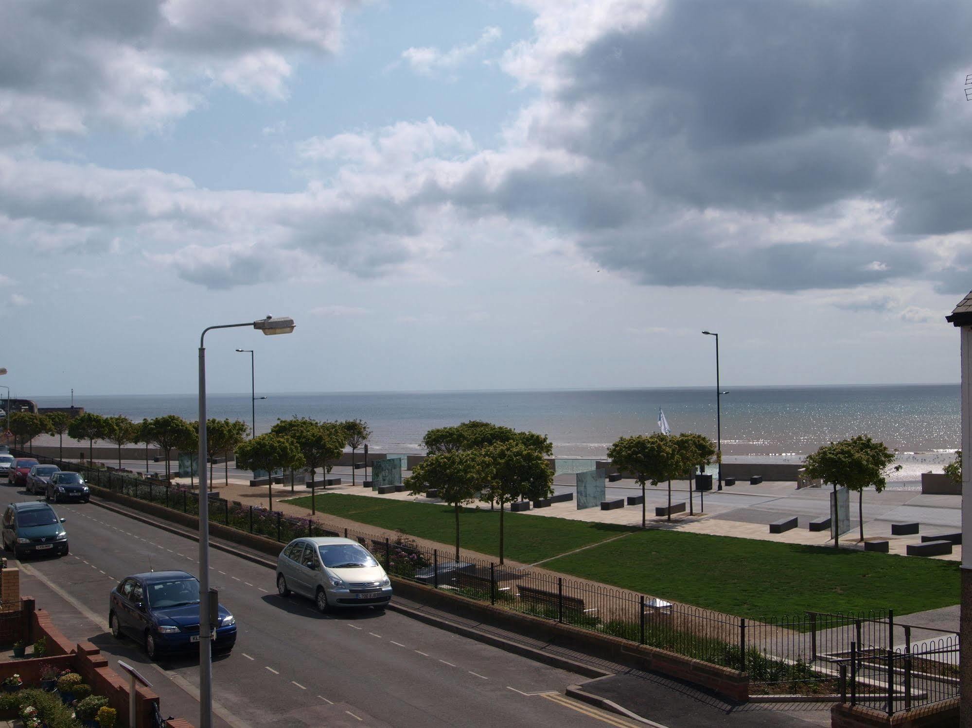 Blantyre Guest House Bridlington Extérieur photo